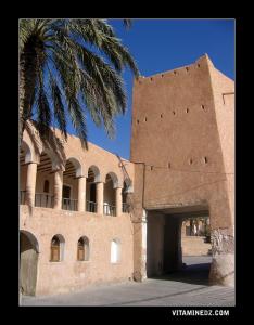 المدخل الرئيسي لبني يزڨن