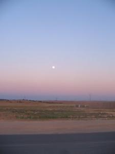 la lune se lève sur Djelfa