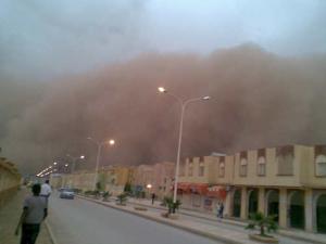 Vent de sable sur la ville de Djelfa
