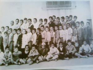 تلاميذ المدرسة الإبتدائية لقرية  عين لحمر  في سنة 1959