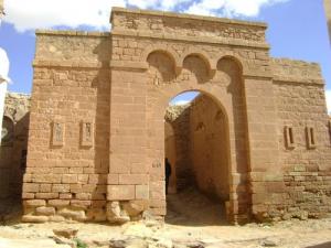 Porte d'entée de l'ancien Ksar connu sous le nom de  Hara  (Commune de Ain El Ibel)