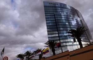 فندق  الشيراطون  بمدينة وهران