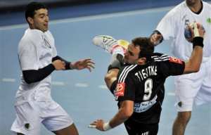 اللاعب الجزائري لكرة اليد ساسي بولطيف