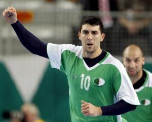 اللاعب الجزائري لكرة اليد ساسي بولطيف 1