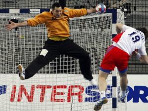 اللاعب الجزائري لكرة اليد سمير خربوش 3