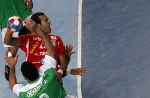 اللاعب الجزائري  لكرة اليد رياض شبور 1