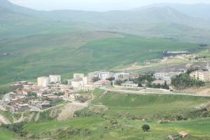 ãäÙÑ ãä ÞÑíÉ  ËÇäíÉ ÇáäÕÑ  1