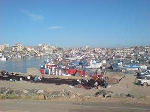 ميناء الصيد ببلدية زموري