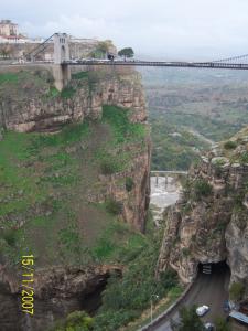 جسر بمدينة قسنطينة