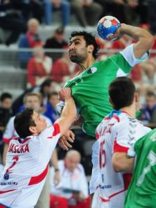 اللاعب الجزائري لكرة اليد بالريان عبد الرحيم