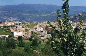 منظر من قرية  حماز  في فصل الربيع