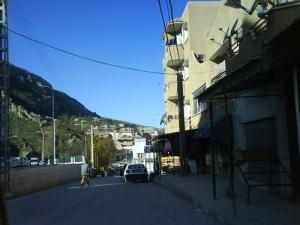 Une allée du centre ville de Ain Roua
