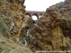 Un Pont à Oued El Bared