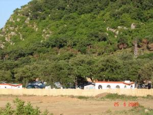 Camp de Toile Près de la plage Aftis