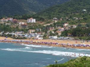 Une plage de Jijel en saison Estivale