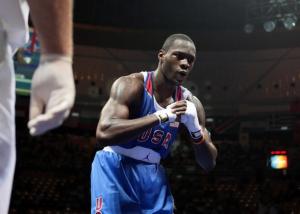 US boxer Deontay Wilder gives thanks following his victory