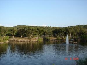 Un lac au parc Zoologique de Jijel