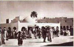 صورة قديمة لسوق القصر