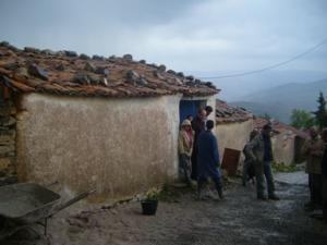 عمل تطوعي لأشغال ذات منفعة عامة بقرية  أغمرت 3