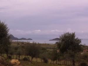 Vue sur l'îlot du Rocher Noir sur la côte de Jijel