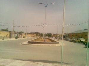 Boulevard principal de la commune de Skhouna