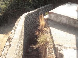 La cage d'escalier qui mene au sous sol de la célèbre prison de Tabana