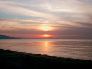 Coucher du Soleil sur la Plage Guerbes
