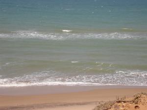 صورة لشاطئ  الصخرة  بولاية مستغانم (1)