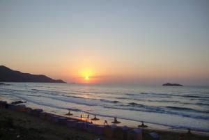 Coucher du Soleil sur la plage des Sables D'Or