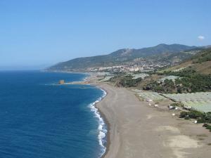 صورة شاملة لساحل  داموس  (ولاية تيبازة)