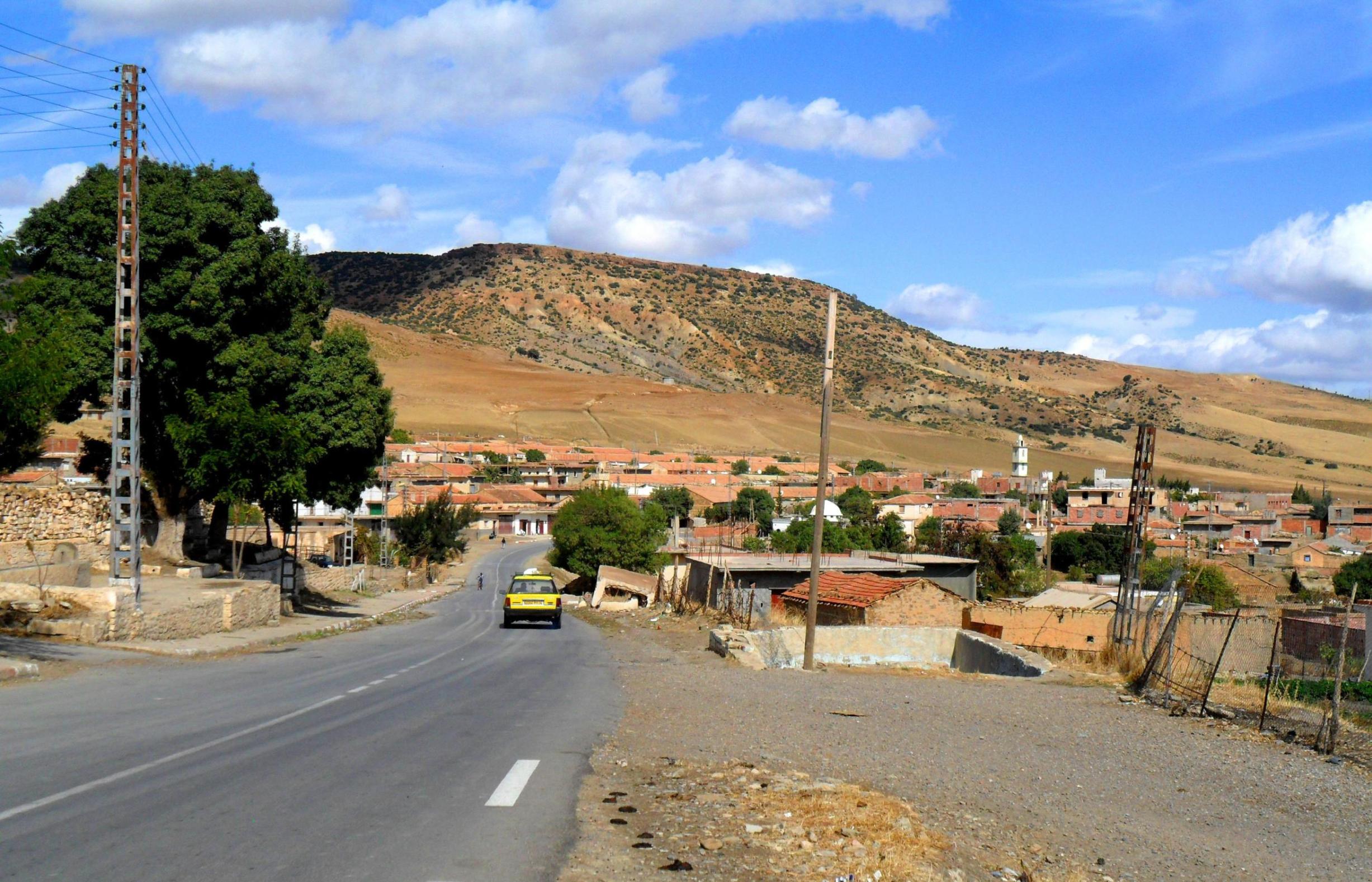 شارع بوسط مدينة دراڨ