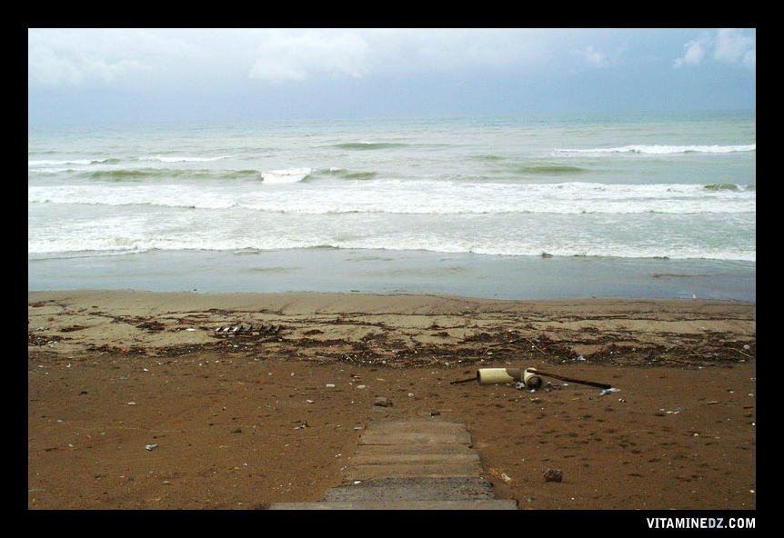 مدخل شاطئ سيدي فرج