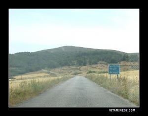 مدخل قرية  مسيردة الفواقة  عبر طريق مرسى بن مهيدي