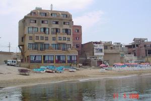 صورة من شاطئ كورالاس ببلدية بوسفر (ولاية وهران)