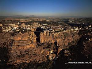 صورة شاملة لمدينة قسنطينة (1)