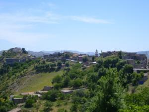 منظر طبيعي بضواحي قرية 