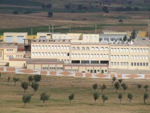 Vue sur le Lycée Malek Ben Nabi (Sidi Belabbes)