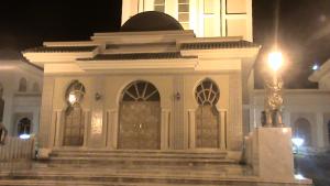 بناء هندسي بأعالي هضاب لالة ستي