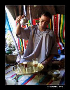 تحضير الشاي بمدينة أوقاس على الطريقة التاغيتية