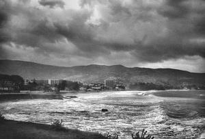 LA PIERRE CARREE face à la tempete