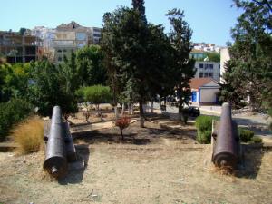 Vieux Canons de l'époque Ottomane à Annaba
