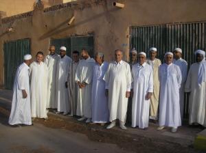 الشيخ محمد اليمني يؤم صلاة عيد الفطر