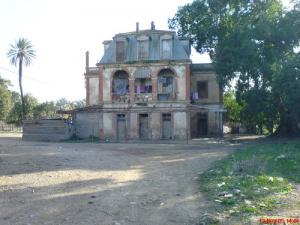 Bâtisse de l'époque coloniale à Berrahal (Wilaya de Annaba)