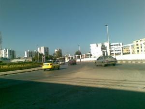 Rond point à la sortie de la cité SAFSAF