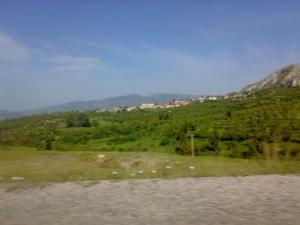 Vue sur les prairies de Salaoua Announa et Djebel Maouna