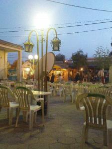 Un Café au Centre ville de Tamlouka