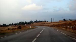 Route menant à Solaa (Commune de Boucheghouf)