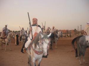 فرسان  الڨوم  بمناسة وعدة في بلدية  طابية  (1)