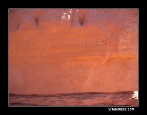 رسومات قديمة على جدران قصر 