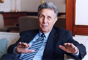 الرئيس الجزائري السابق  أحمد بن بلة